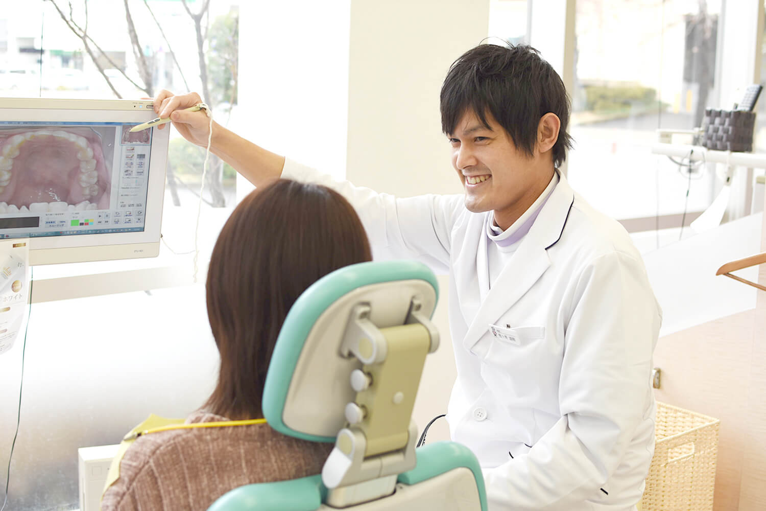 歯科医師が丁寧にカウンセリング歯科技工士と密に連携