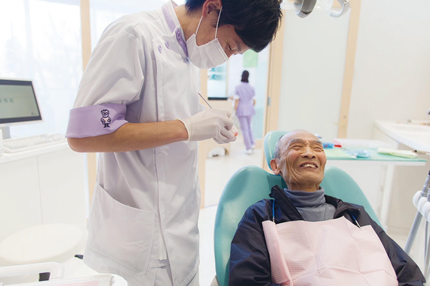 歯科医師が丁寧にカウンセリング歯科技工士と密に連携