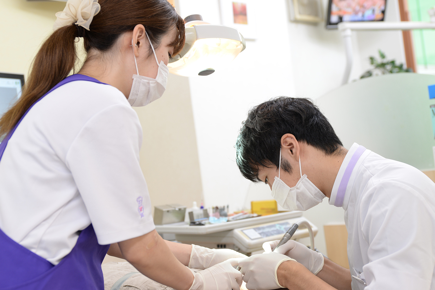むし歯や歯周病の治療にはほとんどの場合保険が適用されます