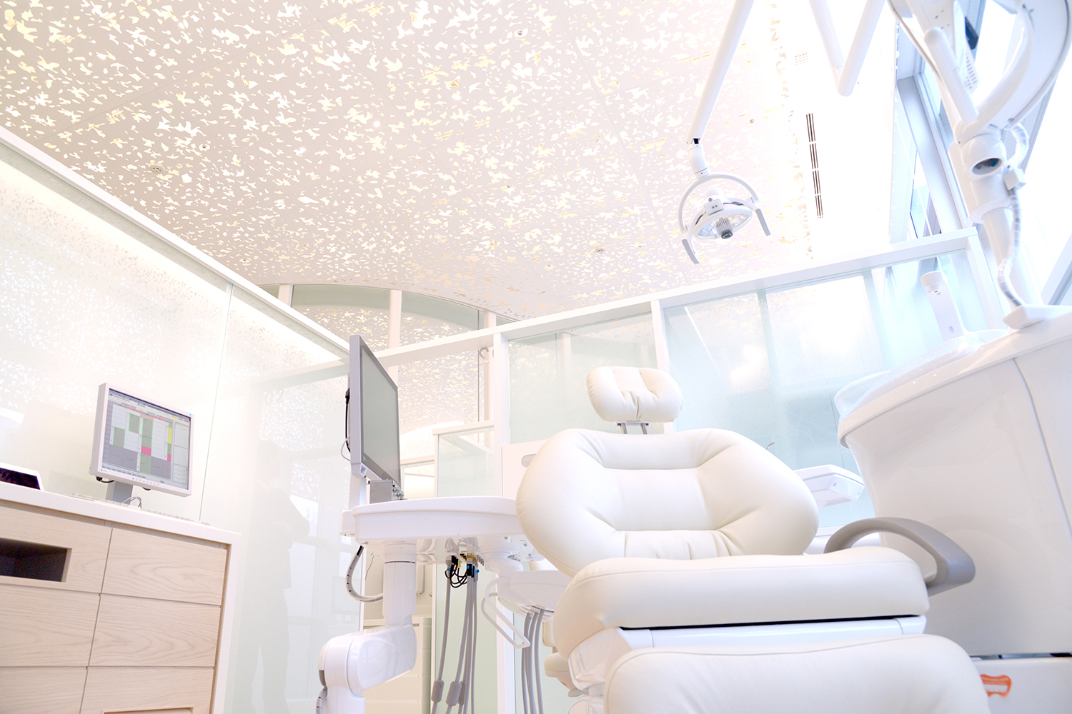 【JR渋谷駅徒歩5分】<br>最新設備で治療に専念できる<br>歯周病専門 常勤 歯科医師